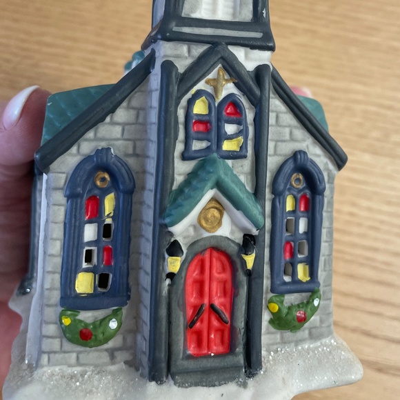Vintage Cobblestone Corners Christmas Village Church Ceramic Retired 2002 - Picture 5 of 9
